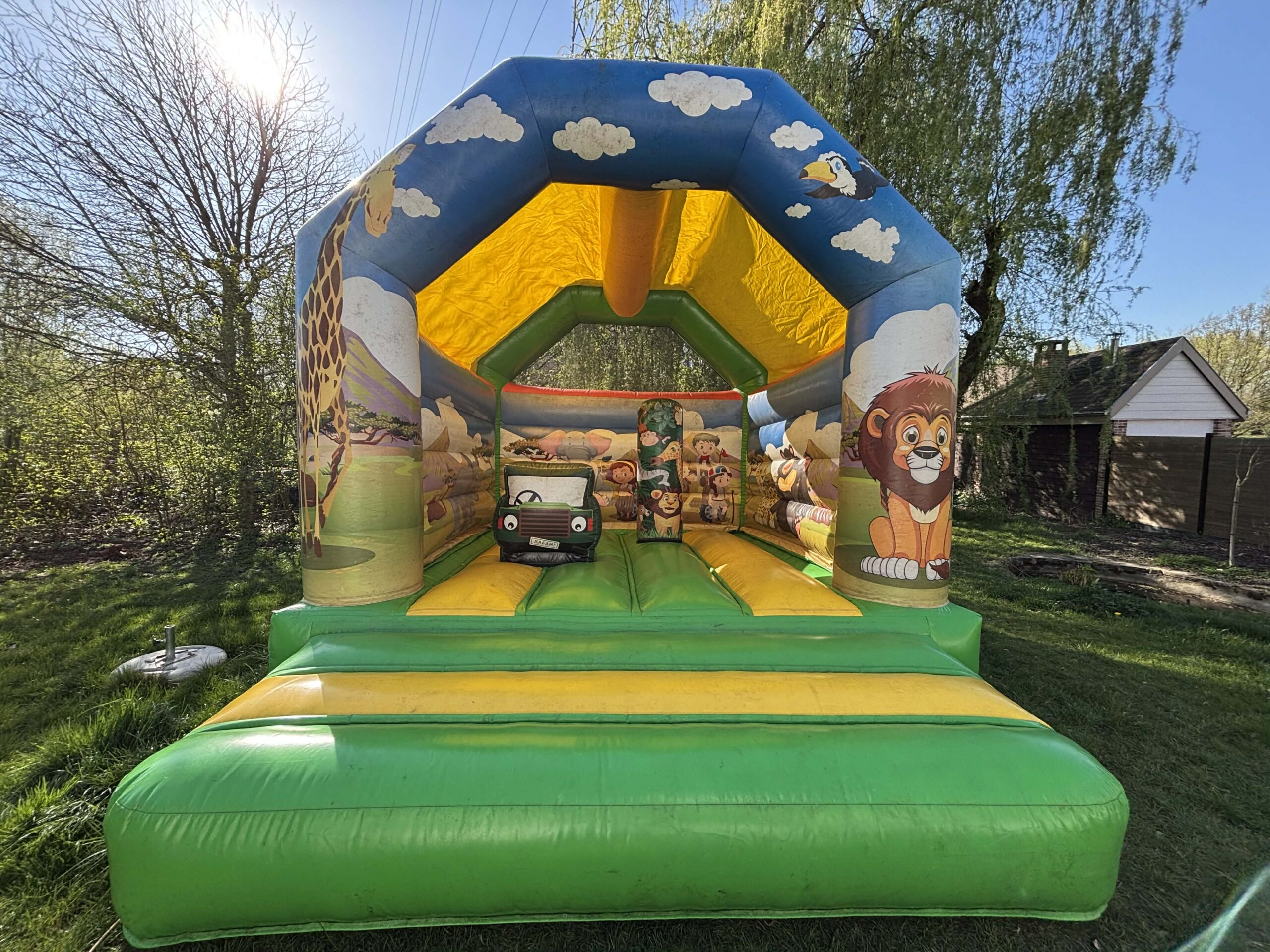 Springkasteel in Jungle Thema